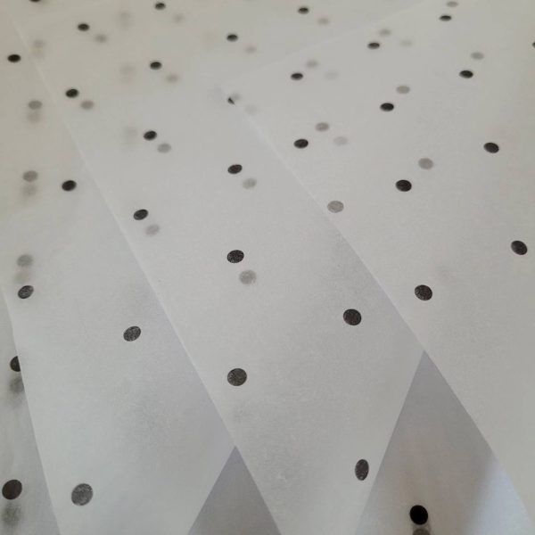 Svilen papir Črne pikice na belem