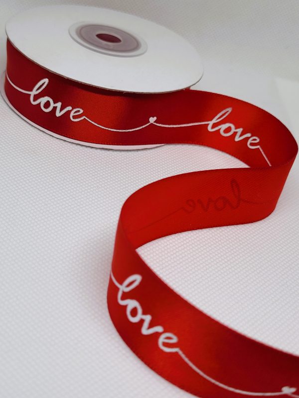 Saten trak rdeč 'Love' 26 mm