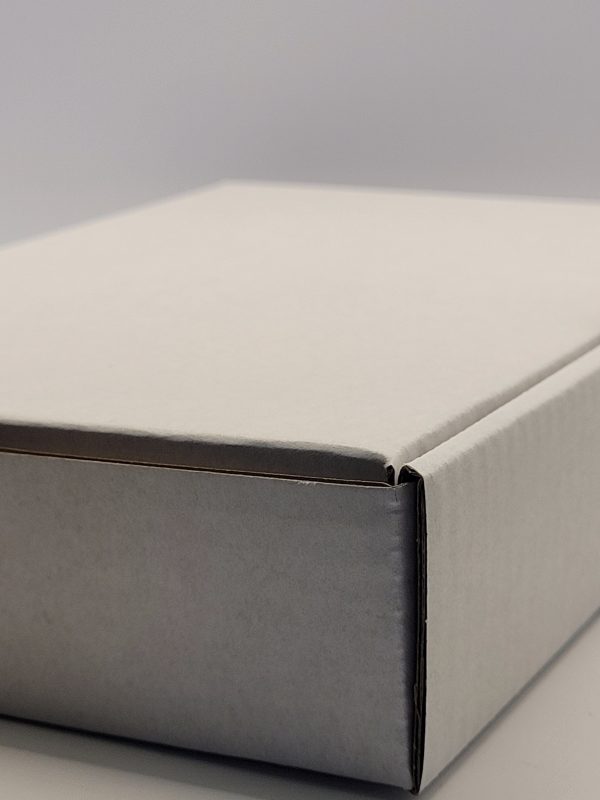 Bela škatla 23x15,5